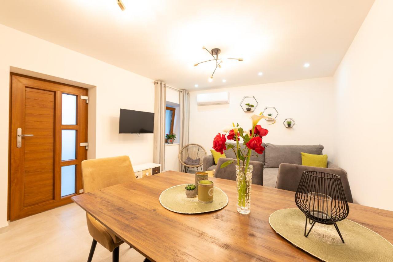 Apartment Olive คาชเตลา ภายนอก รูปภาพ